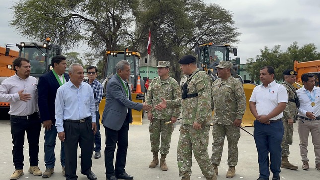 Alcalde De Sullana Gestiona Convenio Con El Ejército Para Afrontar Fenómeno El Niño