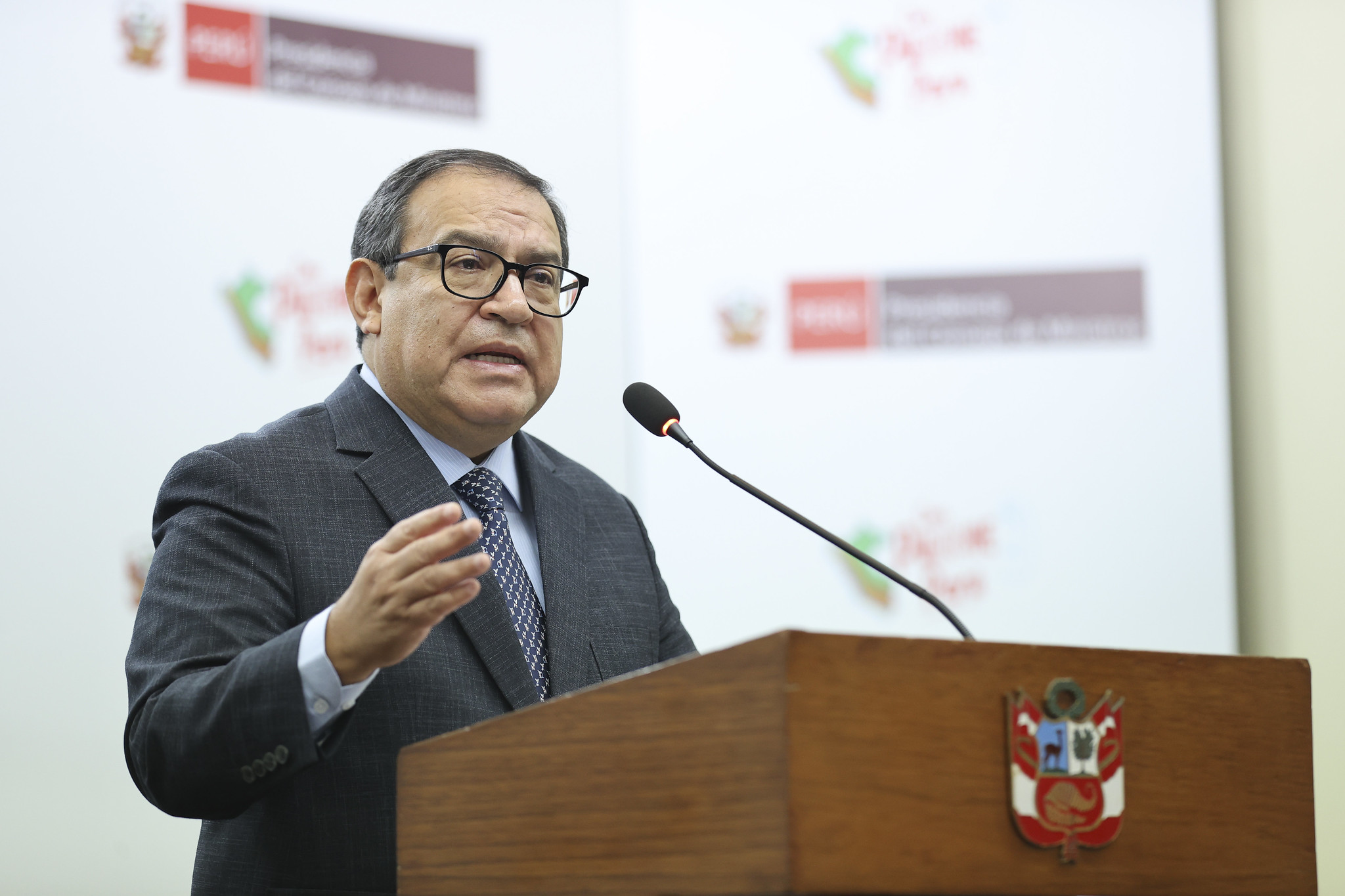 Gobierno ratifica su respeto a la libertad de prensa y de expresión, en el marco de facultades legislativas