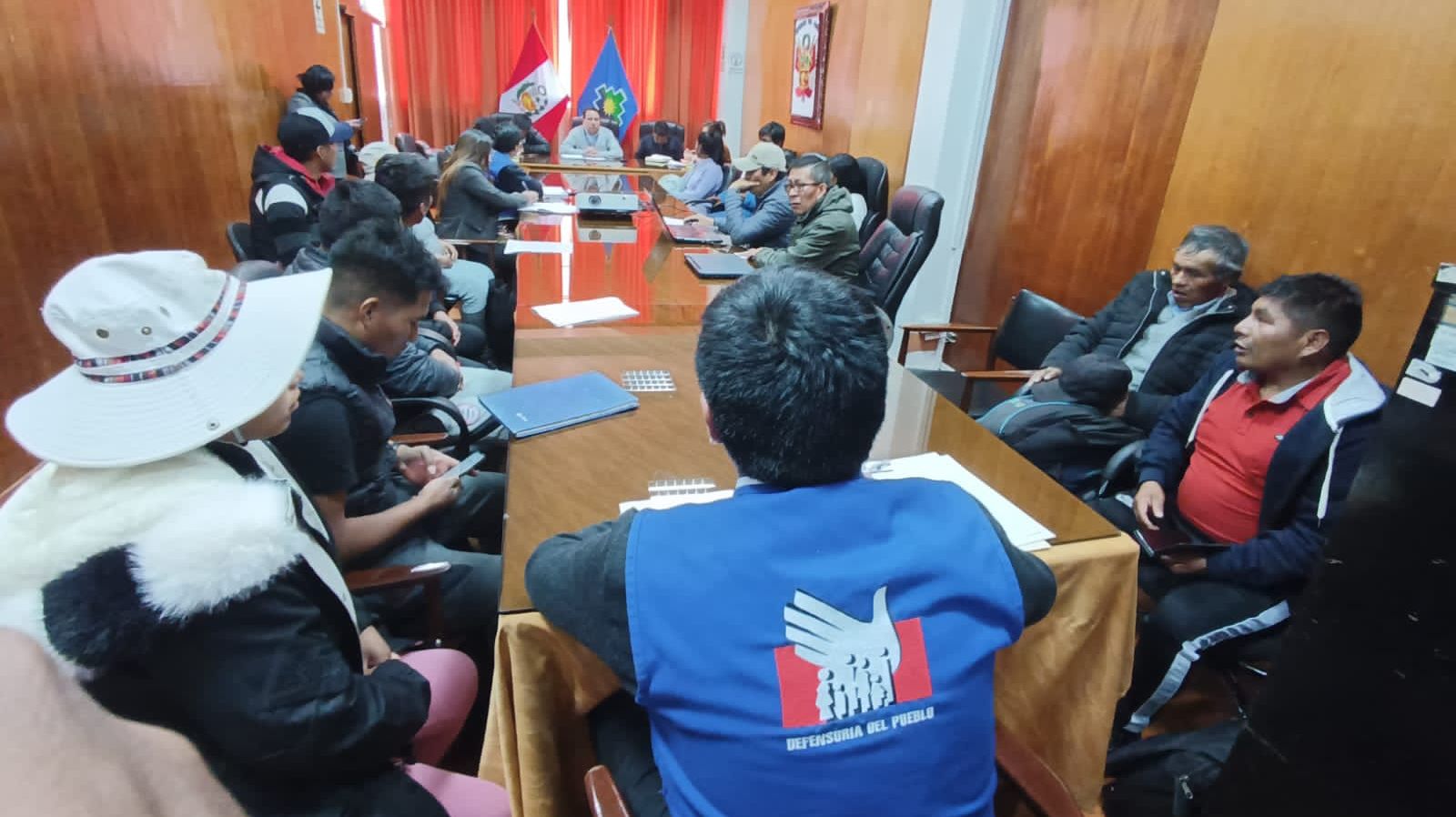 Reunión en Puno