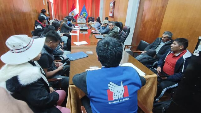 Reunión en Puno
