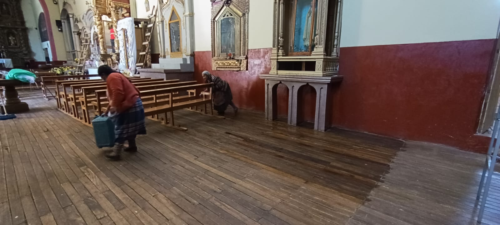Puno: Ministerio de Cultura realiza trabajos de limpieza en el Templo San Pedro Apóstol de Nuñoa