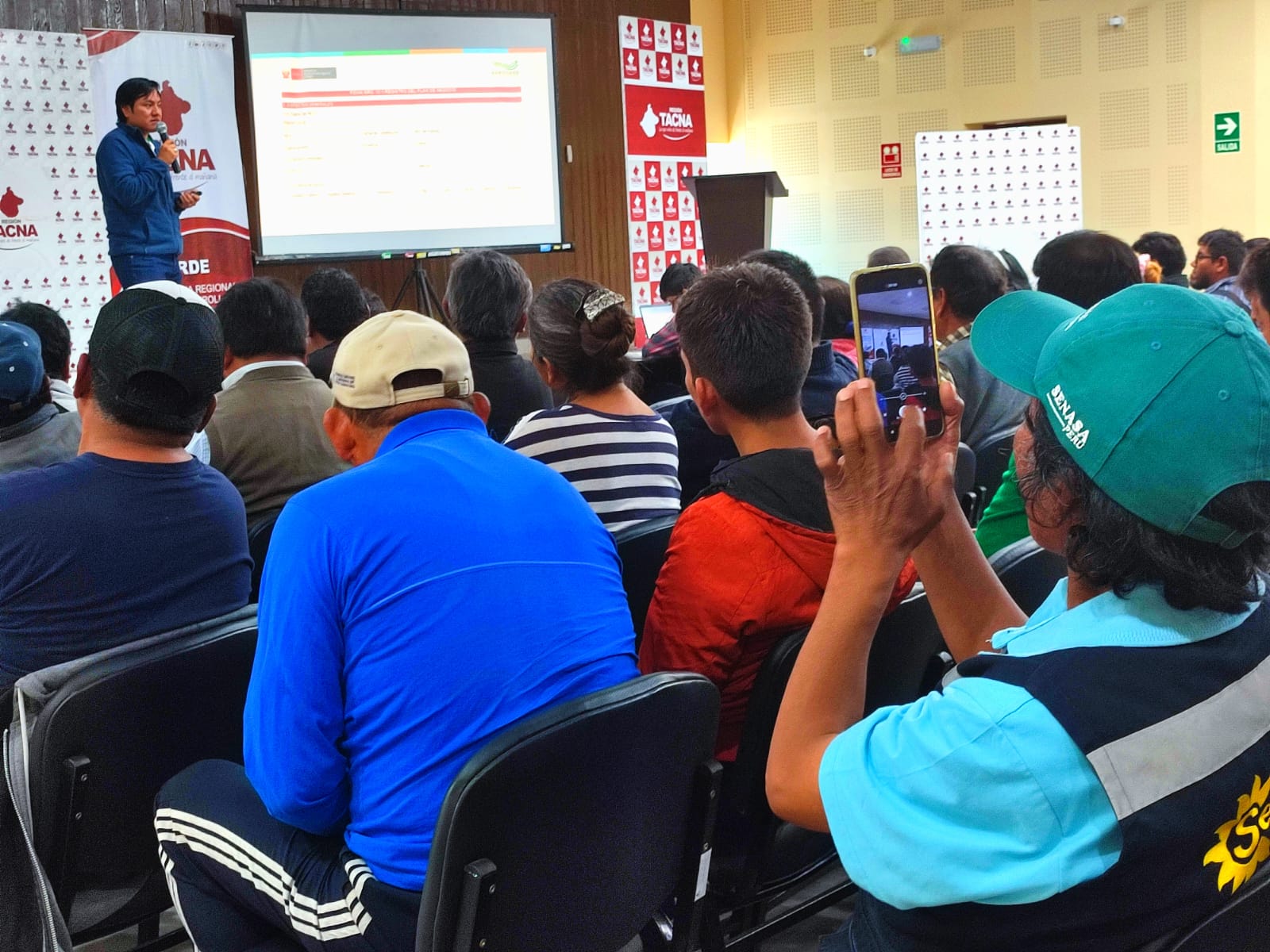 Setenta Agentes Económicos Organizados son capacitados en planes de negocio
