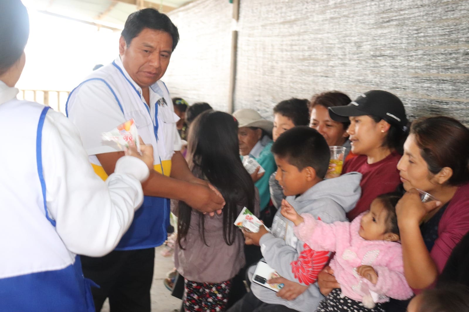 inauguración del programa jugando sonrie beneficiando a los niños y niñas