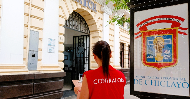 La Contraloría General detectó un perjuicio de S/ 111 178 en el Servicio de Administración Tributaria de Chiclayo (SATCh). Ello, debido a la transferencia y depósito irregular de recursos públicos en la cuenta corriente del Comité de Administración de Fondos de Asistencia y Estímulo (Cafae), procedentes de descuentos por faltas, tardanzas y suspensiones efectuadas a trabajadores de la entidad, comprendidos en el régimen del Decreto Legislativo N° 728.