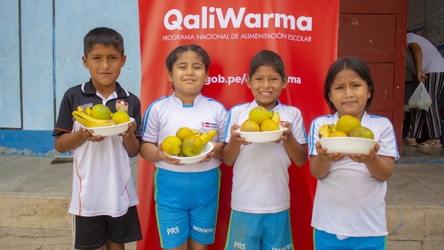 Alimentos frescos para complementar servicio alimentario escolar