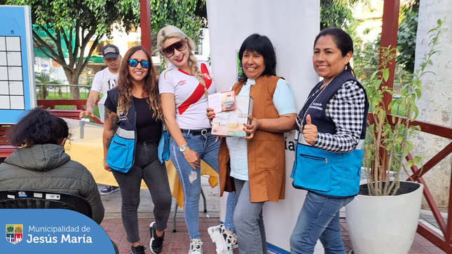 💃 ✨ Tarde de baile y alegría en nuestro bingo familiar #gratuito del Parque Habich.

☝🏼 Permanezcan atentos a nuestras redes sociales, seguiremos programando actividades enfocadas en la confraternidad vecinal.