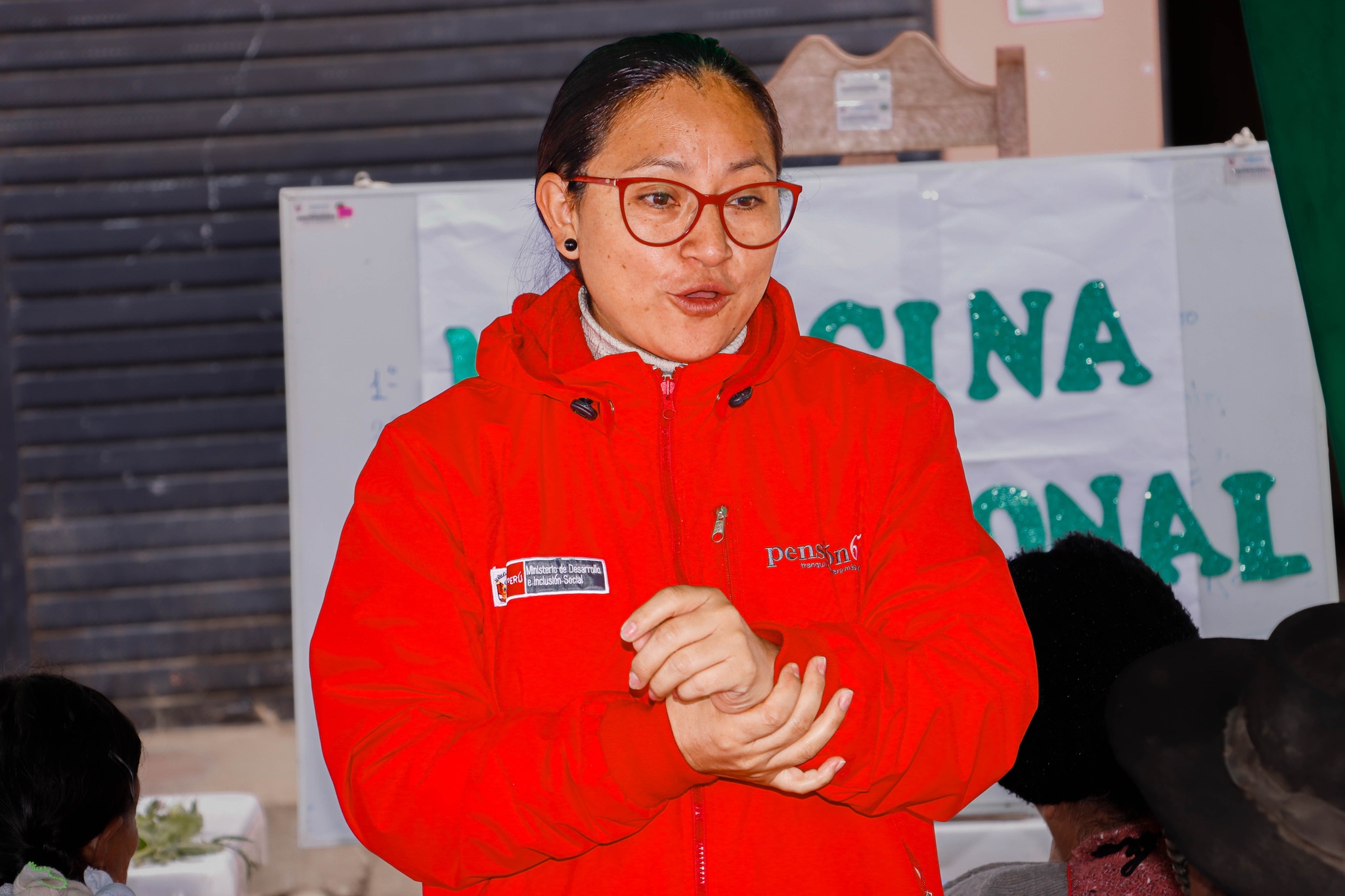 Los adultos mayores de San Pablo Pillao, integrantes del programa Pensión 65, participaron en una charla sobre Medicinas Tradicionales, desarrollado con la finalidad de rescatar y mantener vivos los conocimientos ancestrales de la medicina natural.
En la actividad se explicó los beneficios diversas hierbas propiamente de la zona, además se compartió historias sobre la medicina natural.