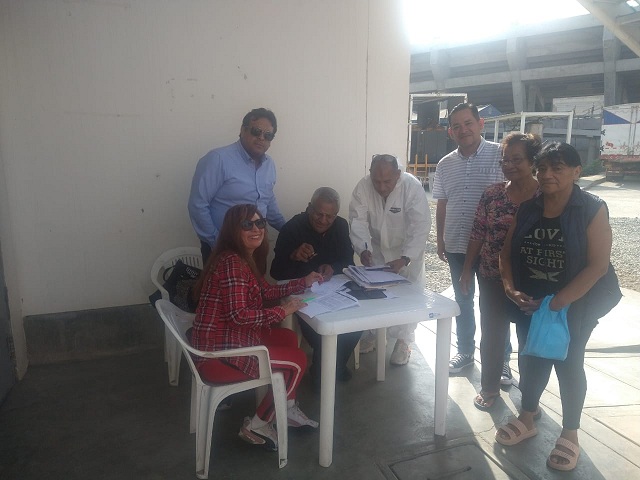 La Municipalidad Provincial de Trujillo empezó a distribuir los insumos necesarios para el funcionamiento del programa Vaso de Leche.