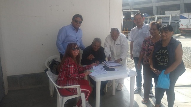 La Municipalidad Provincial de Trujillo empezó a distribuir los insumos necesarios para el funcionamiento del programa Vaso de Leche.