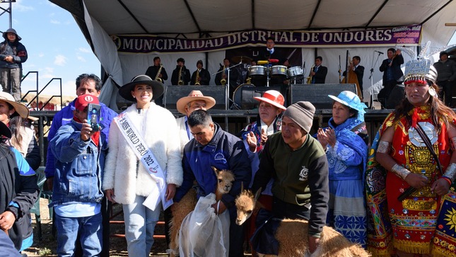 Primer Chaccu internacional de la Vicuña Suracnioc-Ondores.