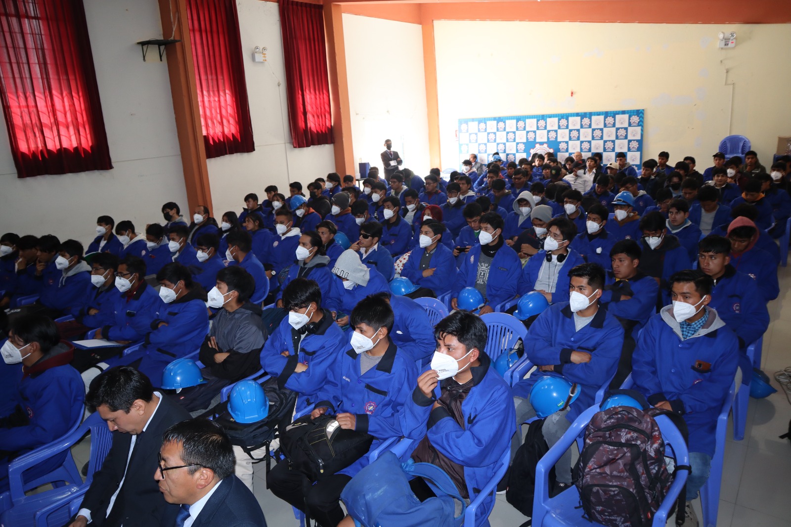 ELECTROCENTRO inicia capacitaciones en el V Seminario en Sistemas Eléctricos Industriales