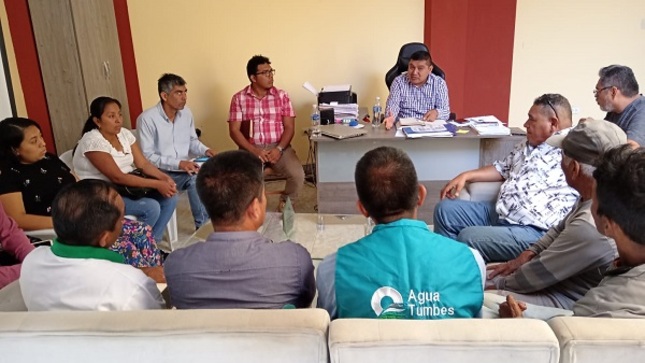 Alcalde coordina solución ante rotura de tubería de agua en Barrancos
