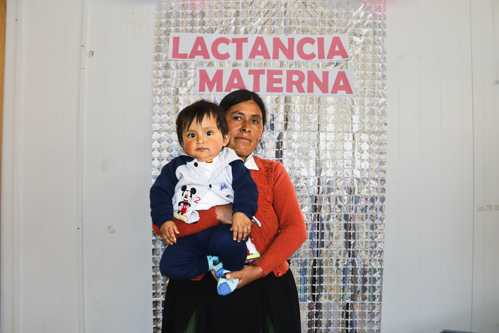 En el marco de la Semana de la Lactancia Materna en el Perú, en San Pablo de Pillao se desarrolló diversas actividades con el fin de informar sobre los beneficios de la lactancia materna en la primera etapa de vida de los menores.
Es preciso señalar que la lactancia materna proporciona a los niños el mejor comienzo en la vida porque es la mejor fuente de nutrición para el bebé y refuerza el desarrollo del cerebro con beneficios para toda la vida.