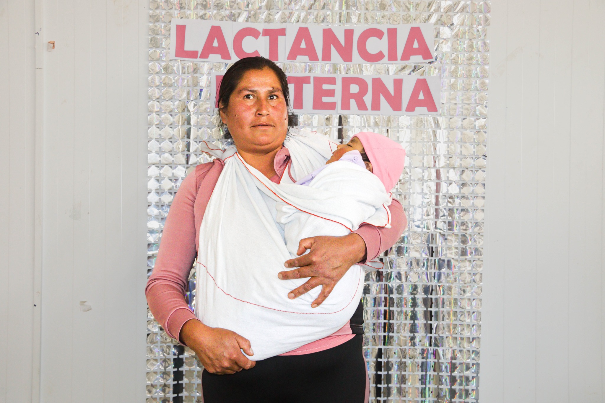 En el marco de la Semana de la Lactancia Materna en el Perú, en San Pablo de Pillao se desarrolló diversas actividades con el fin de informar sobre los beneficios de la lactancia materna en la primera etapa de vida de los menores.
Es preciso señalar que la lactancia materna proporciona a los niños el mejor comienzo en la vida porque es la mejor fuente de nutrición para el bebé y refuerza el desarrollo del cerebro con beneficios para toda la vida.