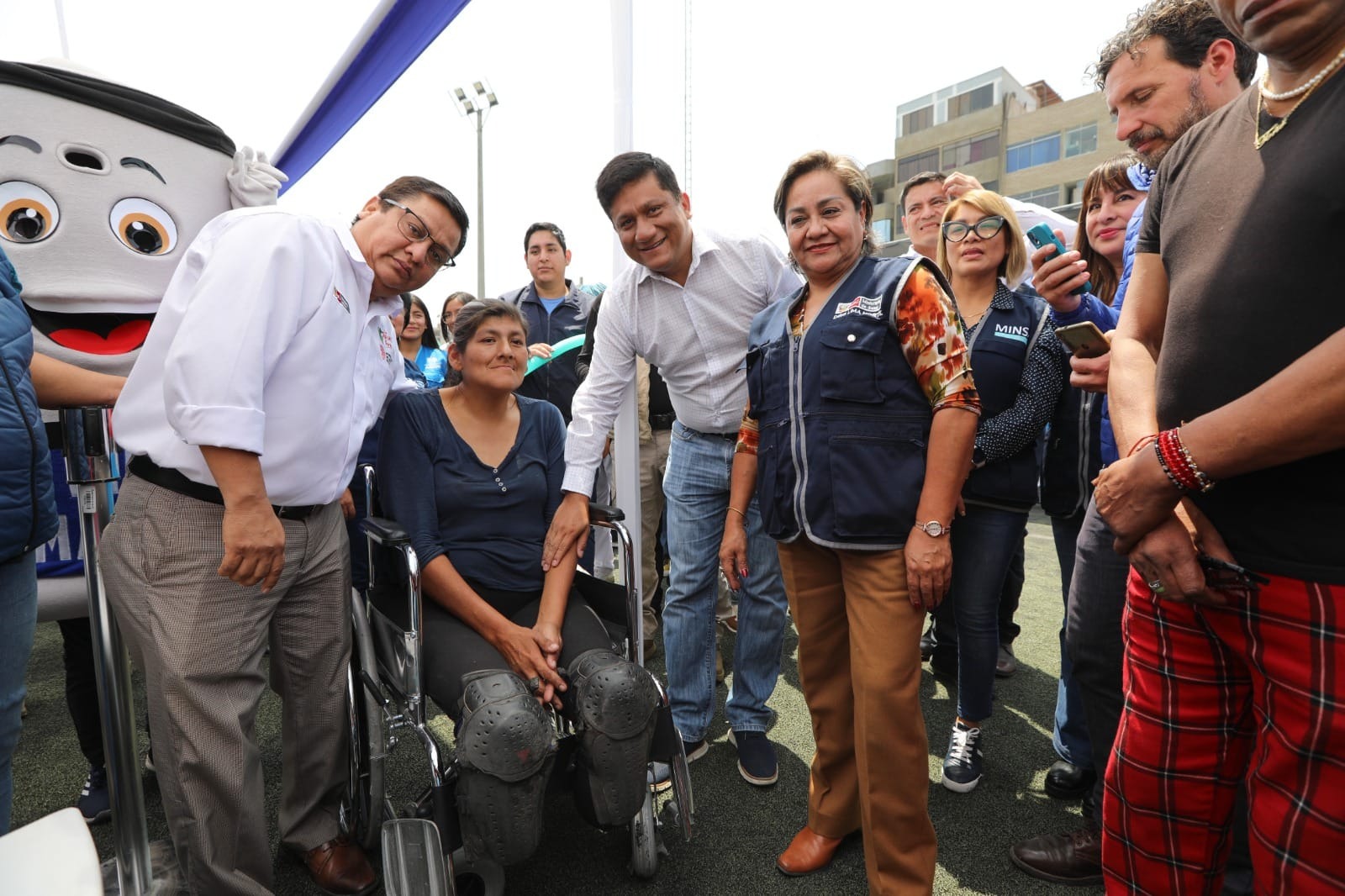 MEGAFERIA Los Olivos - 1