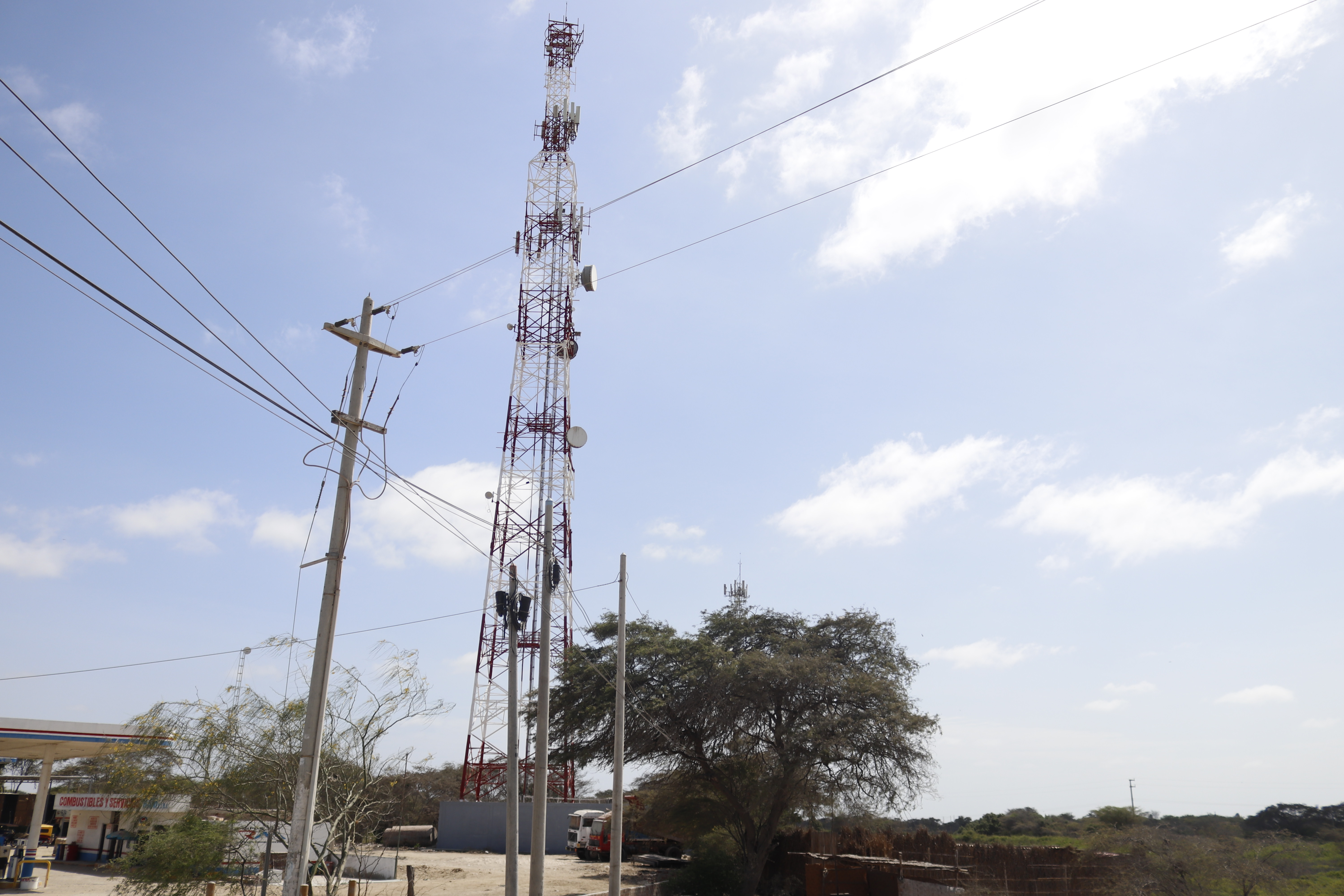 “Las Antenas de Telecomunicaciones: Desarrollo, inclusión y salud humana”.
