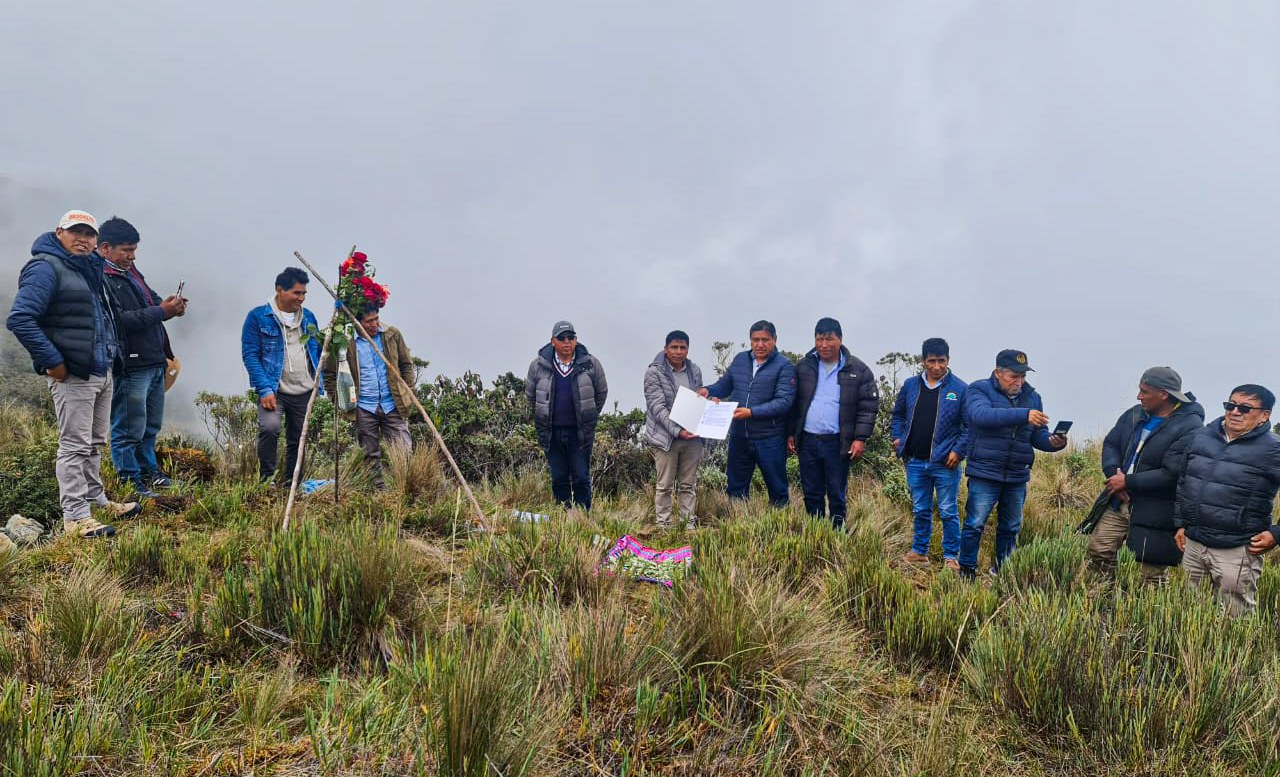 Puesta de primera piedra e inicio de obra en la Comunidad de Icaco
