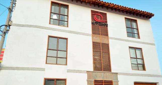 La Contraloría General de la República identificó que el Programa Regional de Irrigación y Desarrollo Rural Integrado - PRIDER contrató a empresas consultoras que no cumplían con los requisitos. Además, se otorgó la conformidad a servicios de consultoría de Proyectos de Inversión Pública – PIP incompletos lo que generó perjuicios económicos a la entidad por un total de S/ 53 749.00