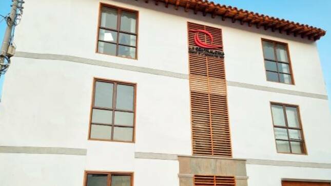 La Contraloría General de la República identificó que el Programa Regional de Irrigación y Desarrollo Rural Integrado - PRIDER contrató a empresas consultoras que no cumplían con los requisitos. Además, se otorgó la conformidad a servicios de consultoría de Proyectos de Inversión Pública – PIP incompletos lo que generó perjuicios económicos a la entidad por un total de S/ 53 749.00