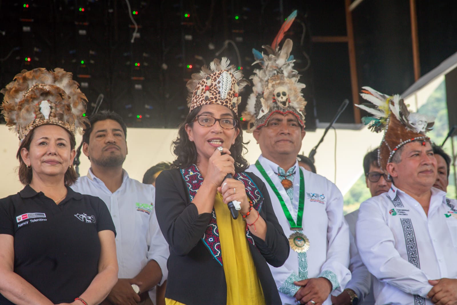 Ministra Leslie Urteaga: “Tenemos que dejar de lado las diferencias y dar solución a los problemas del país”