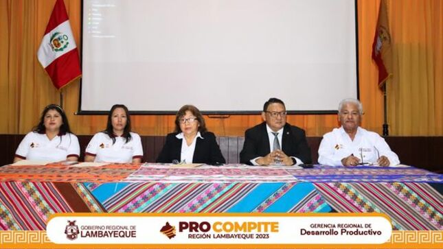 El Gobierno Regional de Lambayeque, a través de la Gerencia Regional de Desarrollo Productivo, dio inicio a las exposiciones públicas de planes de negocios con la participación de los primeros 38 Agentes Económicos Organizados, dichas exposiciones fueron programadas durante los días 20, 21 y 22 del mes de setiembre del presente año.