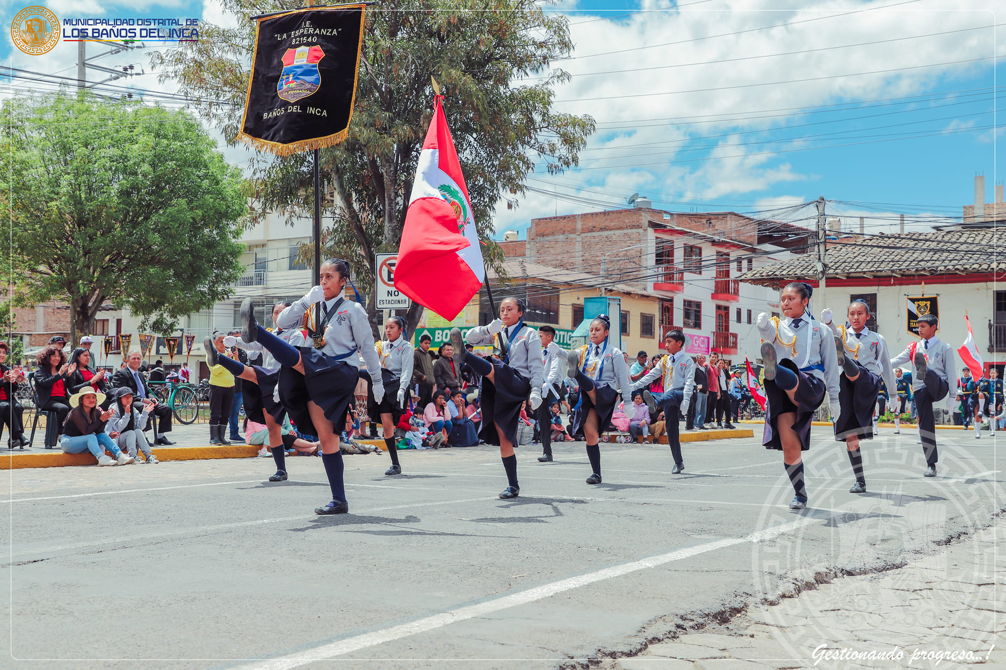 Alcalde Jaime Mantilla participó de Actividad Cívico Escolar