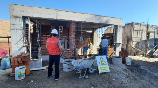 La Contraloría General alertó a la Municipalidad Distrital de Uchumayo el retraso en la construcción de la planta de tratamiento de agua potable en el pueblo tradicional de Congata del distrito de Uchumayo, provincia y departamento de Arequipa, proyecto valorizado en S/ 2 106 353 y tenía un plazo de ejecución de 120 días.
