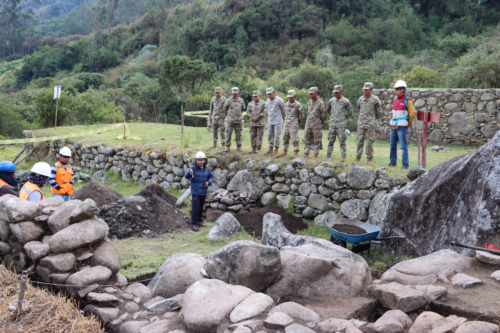 Visita a la Zona Arqueológica de Yurac Rumi Ñusta Hispana