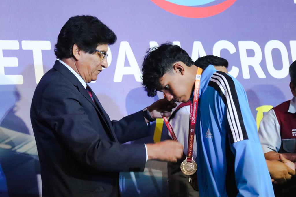 Clausuran Juegos Escolares Deportivos y Paradeportivos Etapa Macroregional 2023