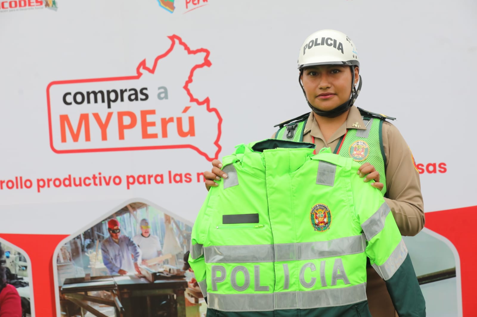 Tu talento al servicio del país: Produce lanza plazas para ingenieros industriales, textiles, economistas, administradores y más