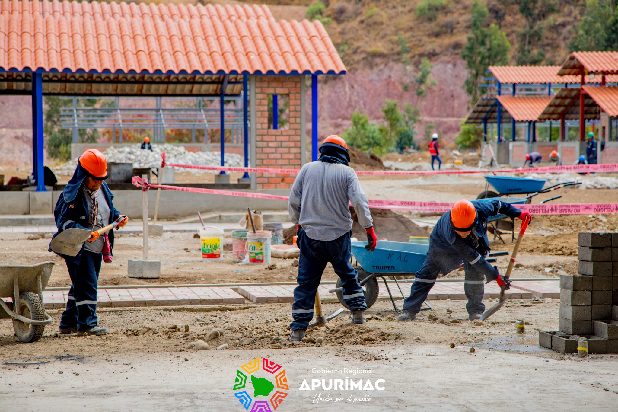 Gobernador regional garantiza presupuesto de cerca de 9 millones para culminación del nuevo instituto tecnológico de Curahuasi