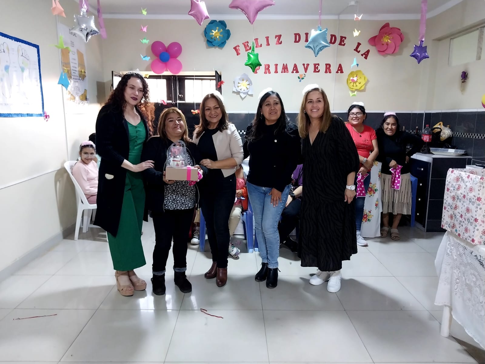 Estudiantes del taller de reflexología participaron de reunión de confraternidad por el día de la primavera