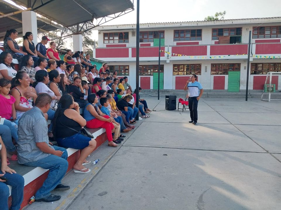 Brigadas Psicológicas Orientan A Padres De Familia En Diversas Instituciones Educativas