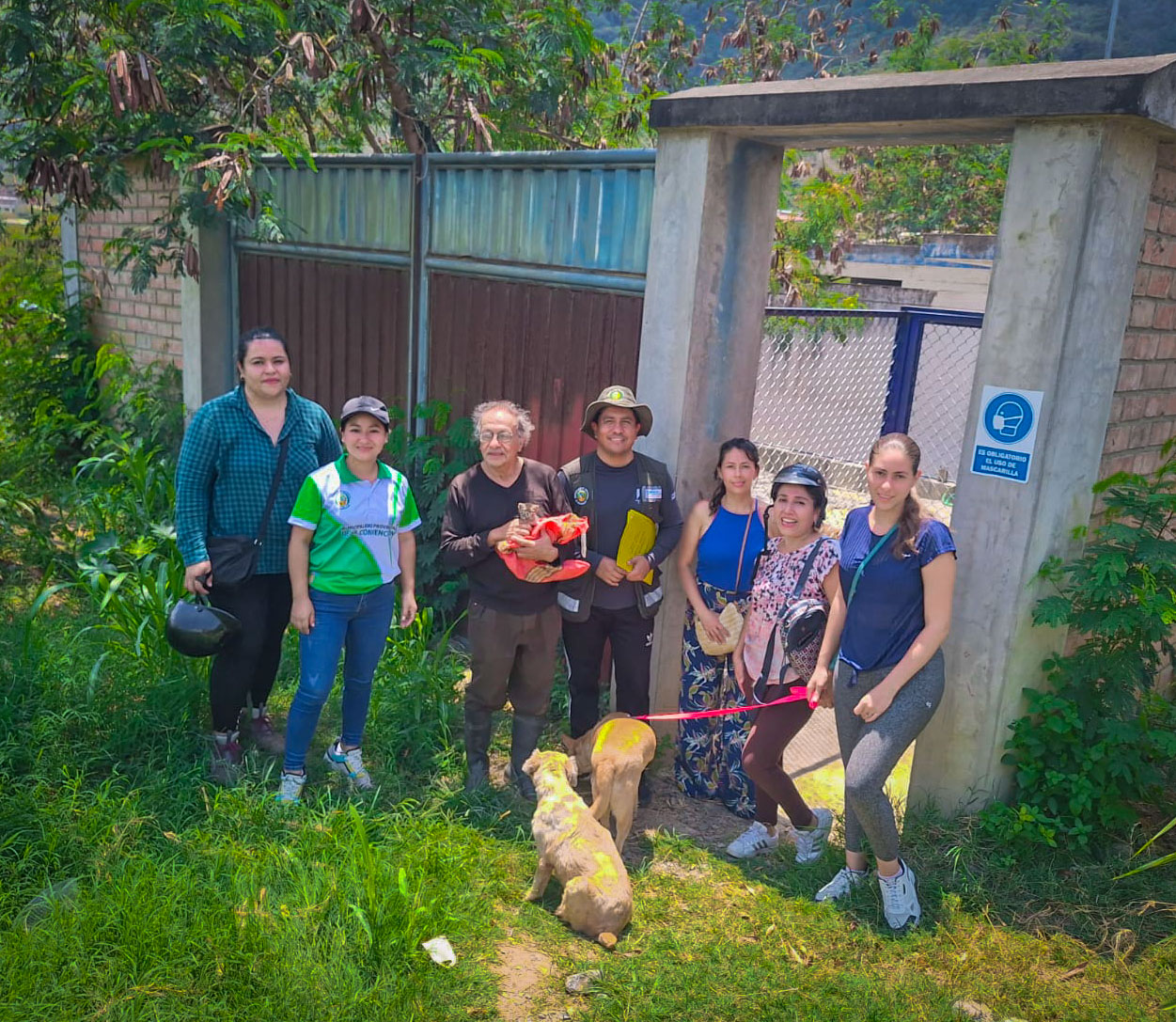Regidora Milagros Benito y el gerente de recursos naturales realizaron una visita al refugio Animal Brothers