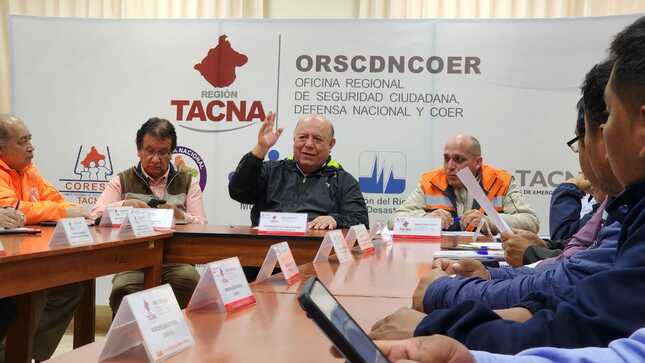 Gobernador y autoridades coordinan acciones por emergencia hídrica