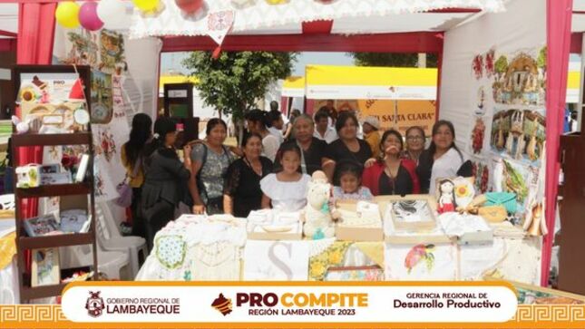 El Gobierno Regional de Lambayeque, a tráves de la Gerencia Regional de Desarrollo Productivo, desarrolló con éxito el tercer día de exposiciones públicas de planes de negocios en la sede regional.