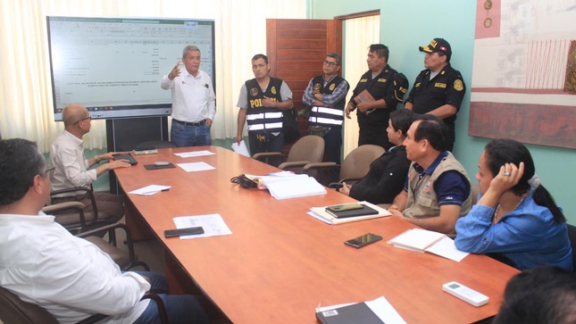 Alcalde Marlem Mogollón lidera reunión con funcionarios ediles para fortalecer acciones de apoyo a la PNP