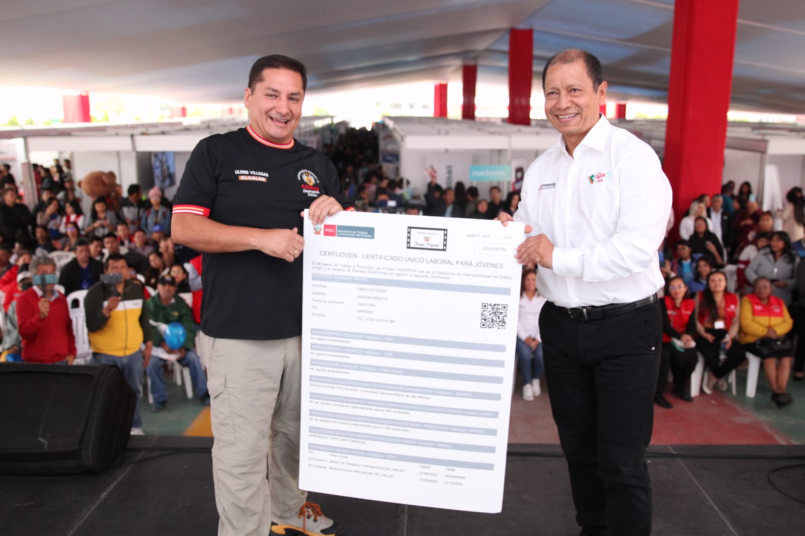 Megaferia del empleo en Comas