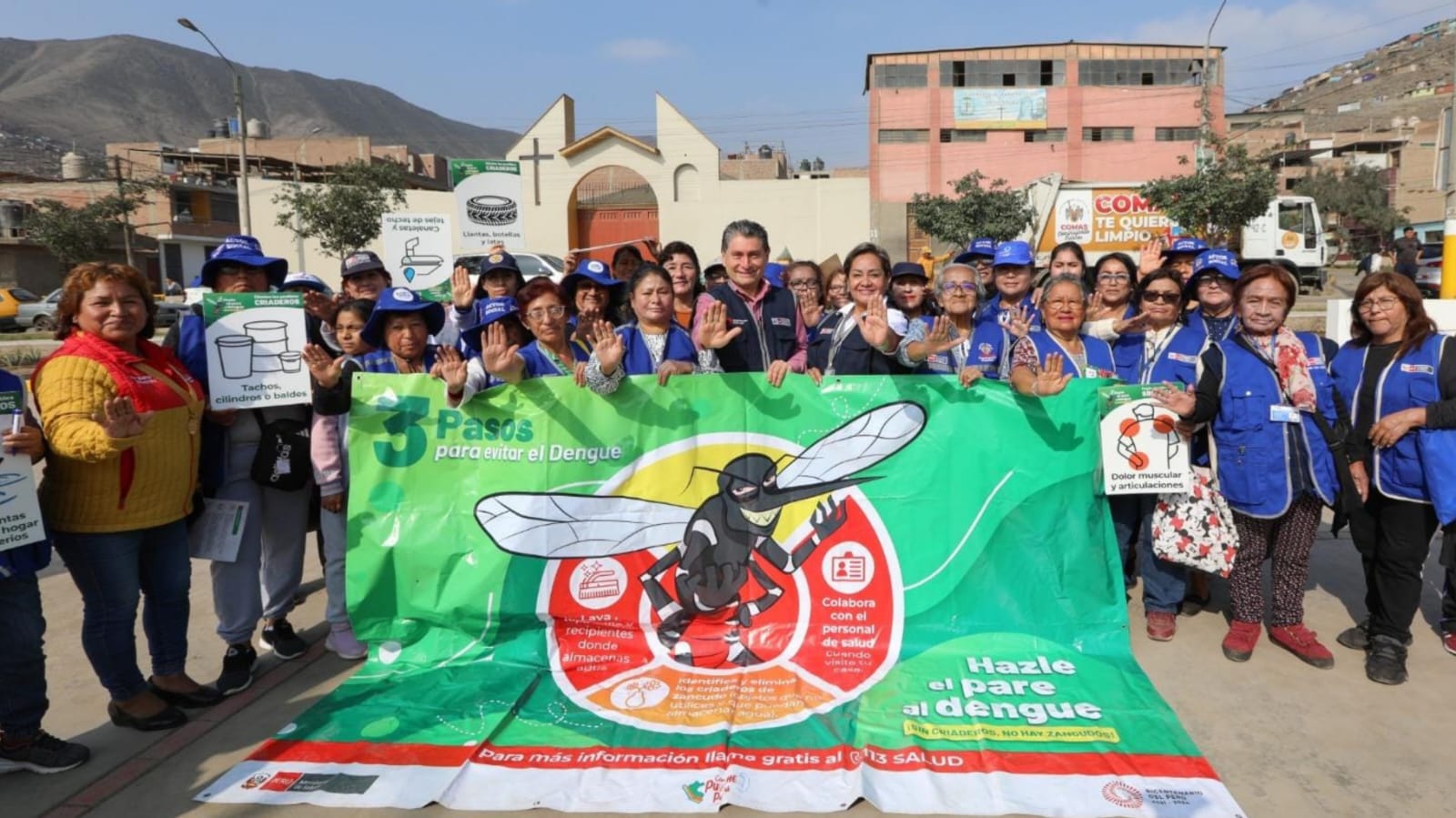 Comas realizan campaña de recojo de inservibles para eliminar potenciales zancudos que transmiten el dengue