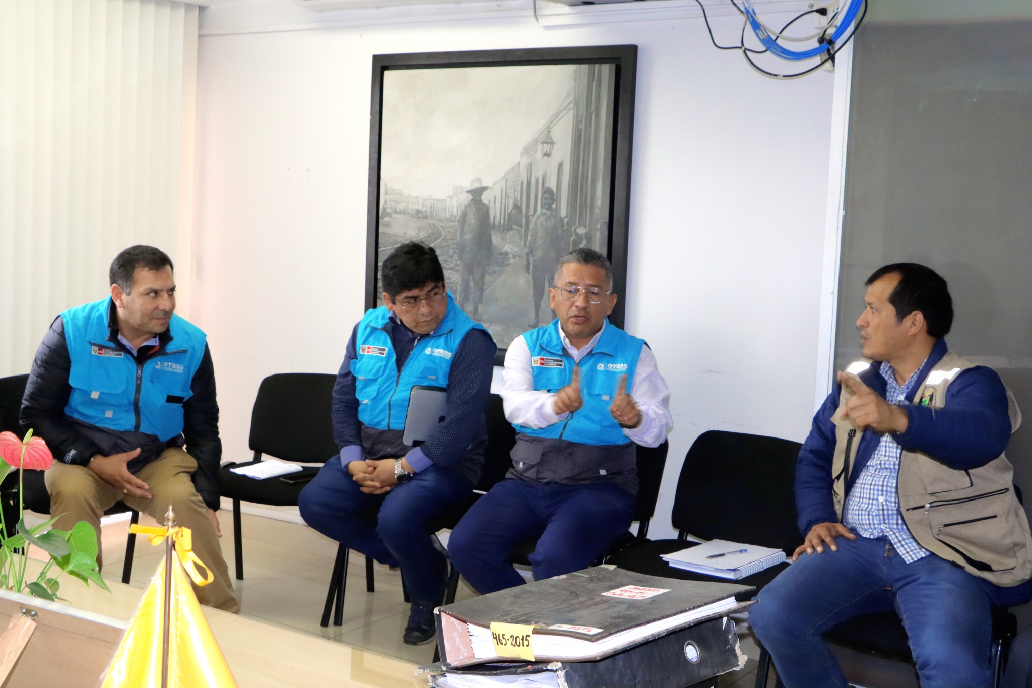 Alcalde provincial se reunió con representantes de Emapa Huaral por transferencia de obra de agua del Trébol