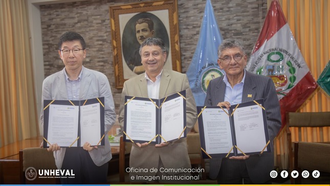 UNHEVAL Y UNIVERSIDAD SURCOREANA establecen una poderosa alianza para impulsar la educación e investigación