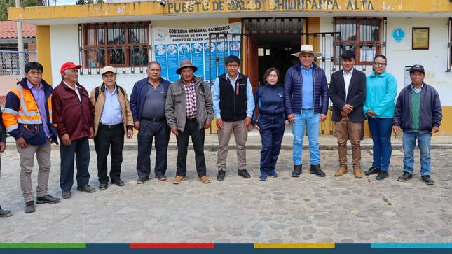 El alcalde provincial de Cajamarca, Joaquin Ramírez Gamarra, visitó el centro poblado de Chilimpampa para coordinar acciones conjuntas con las autoridades locales que permitan mejorar la calidad de vida de sus habitantes.
✅En este recorrido se pudo evidenciar los trabajos ejecutados en el marco del programa Renace, iniciativa municipal que además de brindar oportunidad laboral, permite mejorar la infraestructura en la zona rural de Cajamarca.