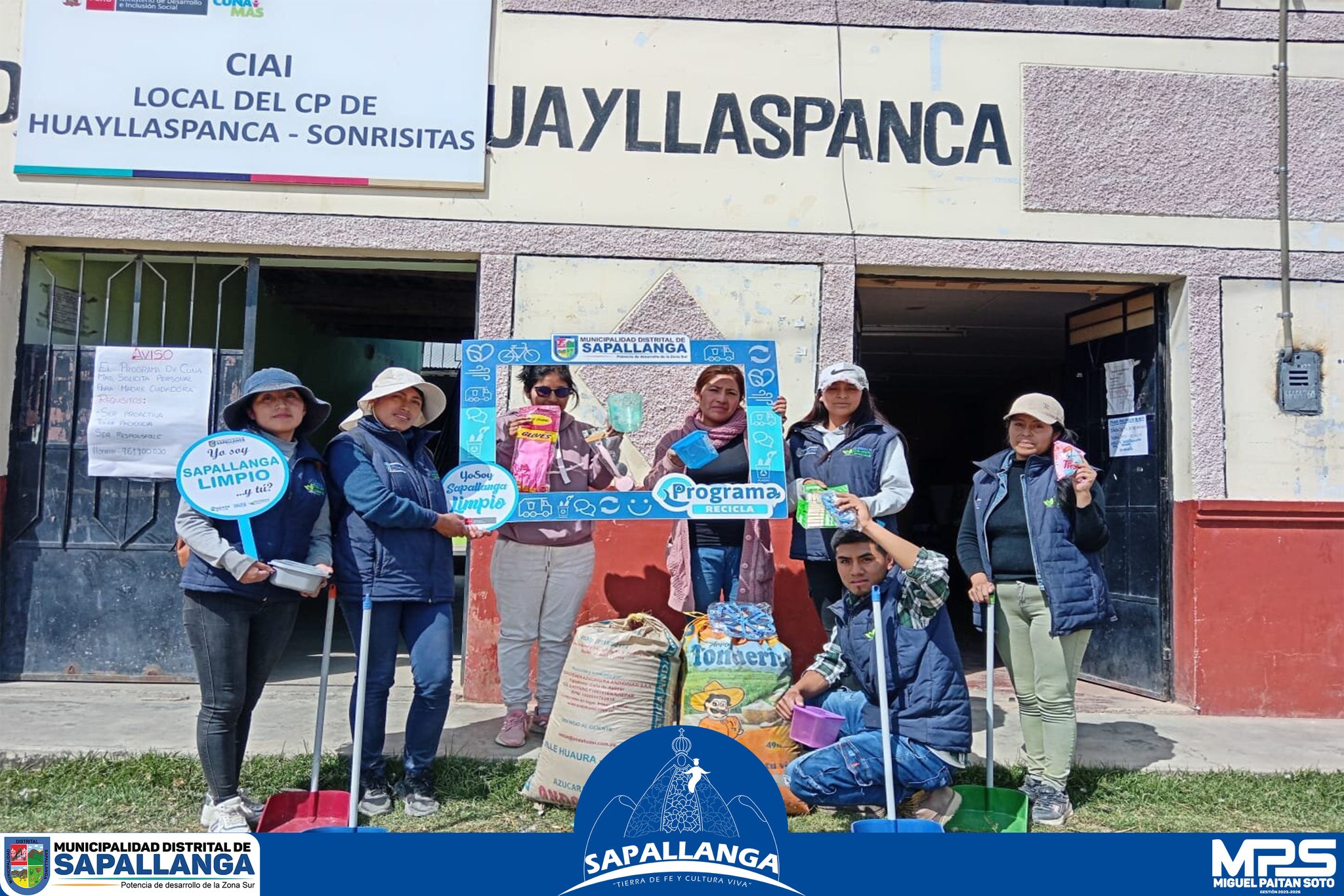 Recojo de Residuos Solidos aprovechables en el C.P. Huayllaspanca