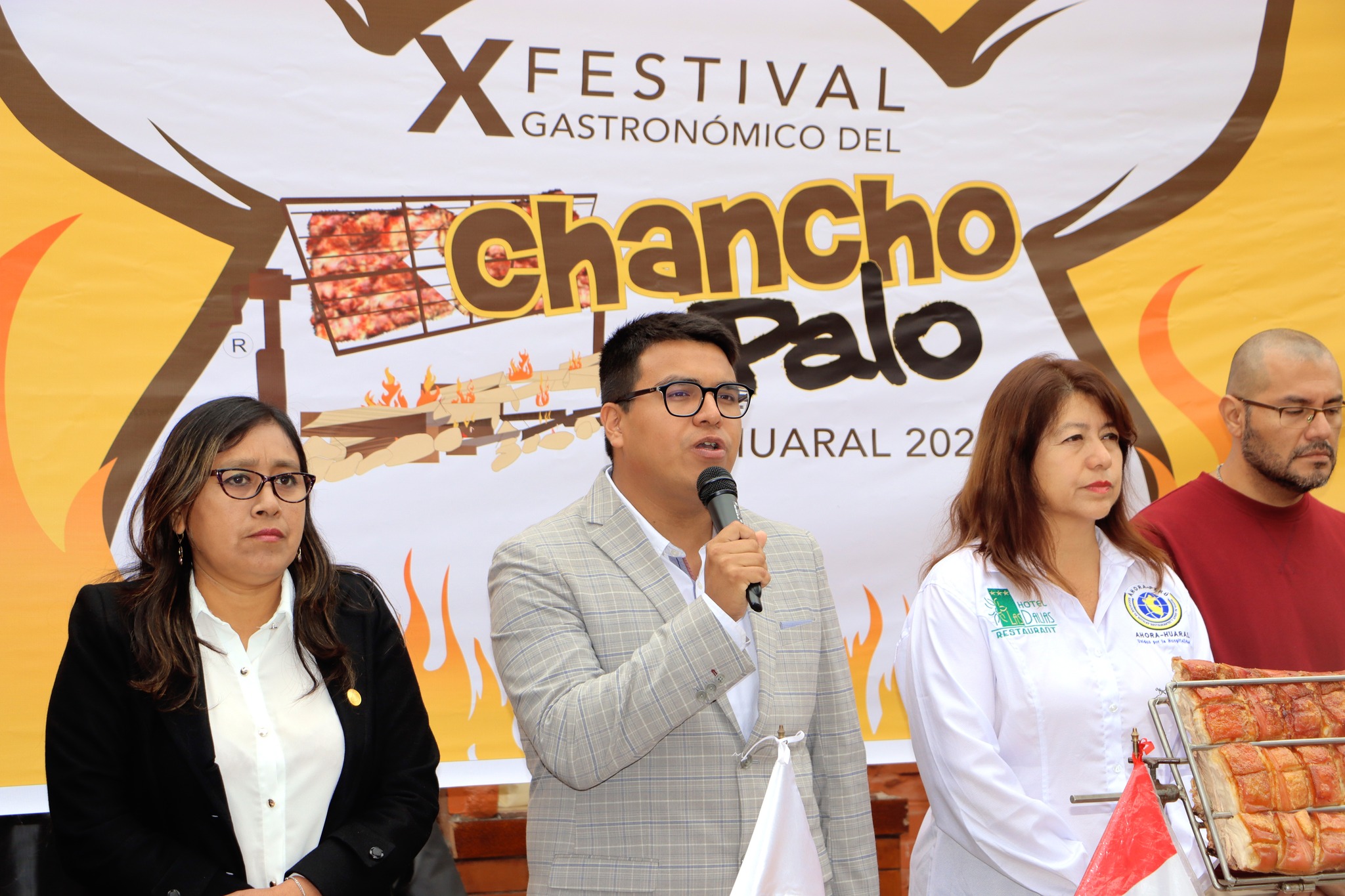 Municipalidad provincial de Huaral particip贸 del lanzamiento de la X edici贸n del festival del chancho al palo