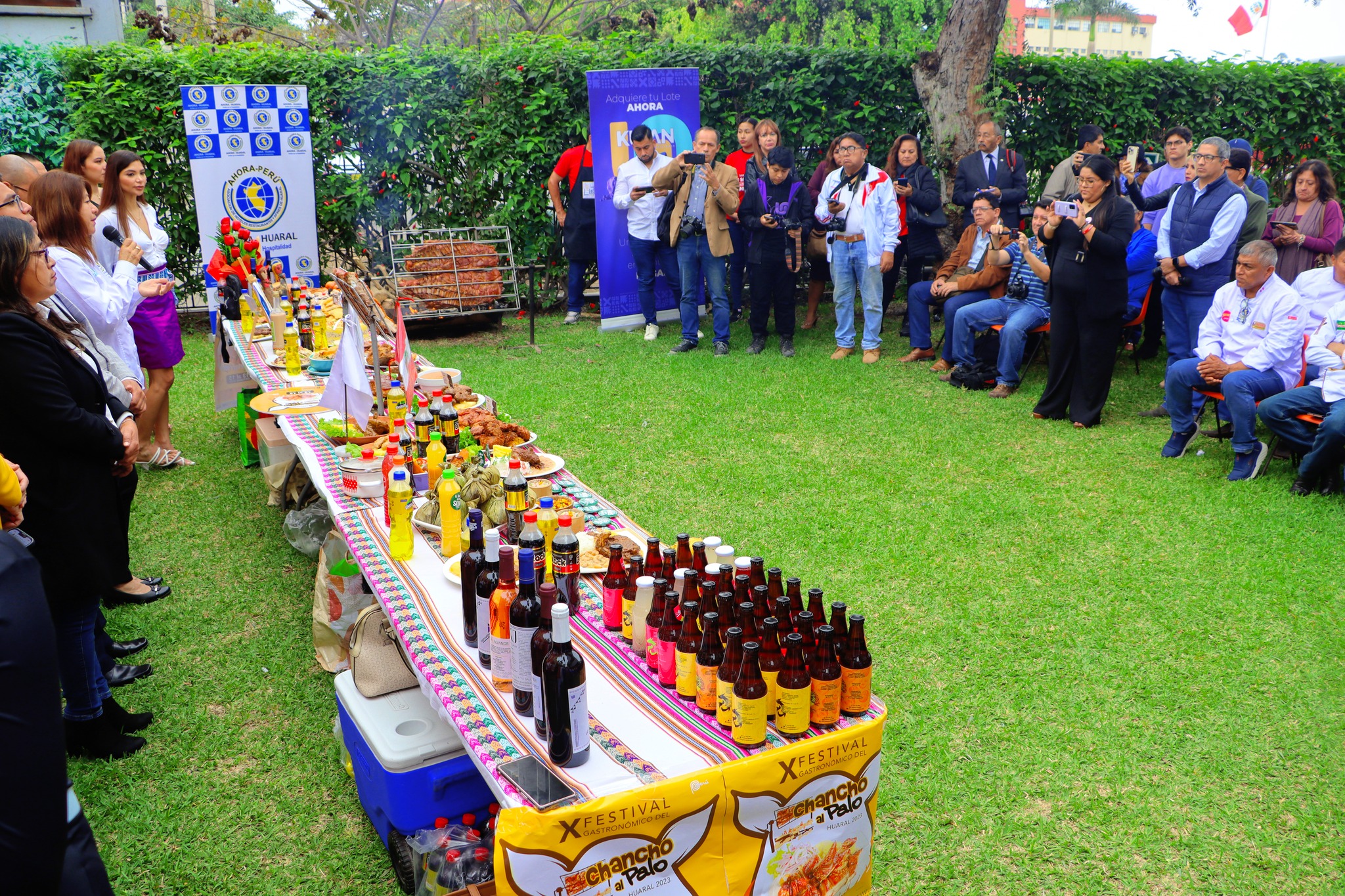 Municipalidad provincial de Huaral particip贸 del lanzamiento de la X edici贸n del festival del chancho al palo
