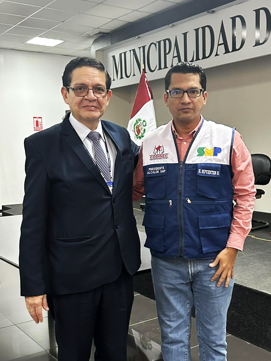 Director general con alcalde