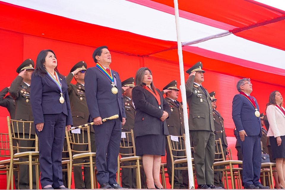 Presidenta de la Corte Superior de Justicia de Cusco participó en la ceremonia por el 46° Aniversario de las Fuerzas Armadas