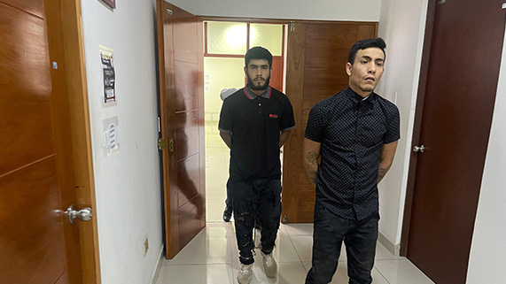 Unidad de Flagrancia del Callao condena a 6 años 8 meses de prisión a los mexicanos Francisco Javier Vásquez Gonzales y Juan Pablo Vásquez Gonzales que intentaron llevar droga a su país