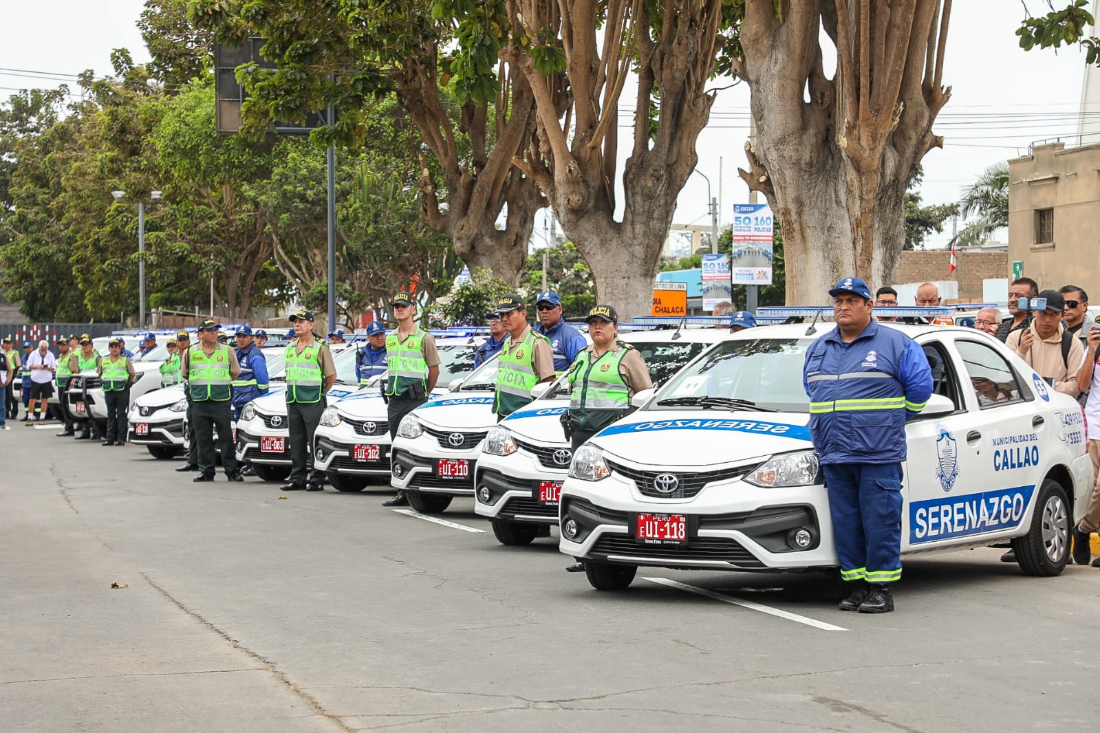 50 vehiculos