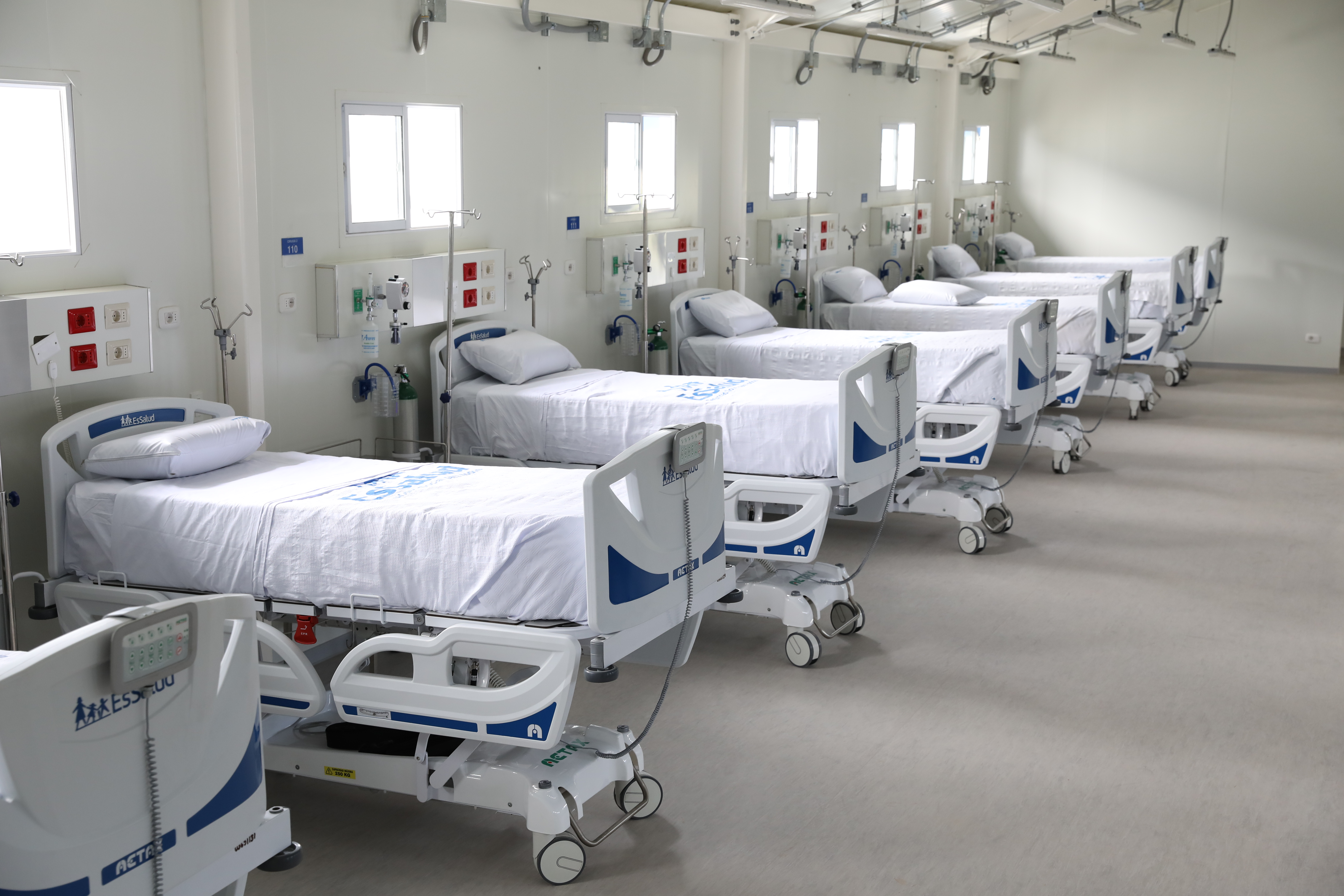 EsSalud presenta proyecto del nuevo hospital Víctor Lazarte Echegaray